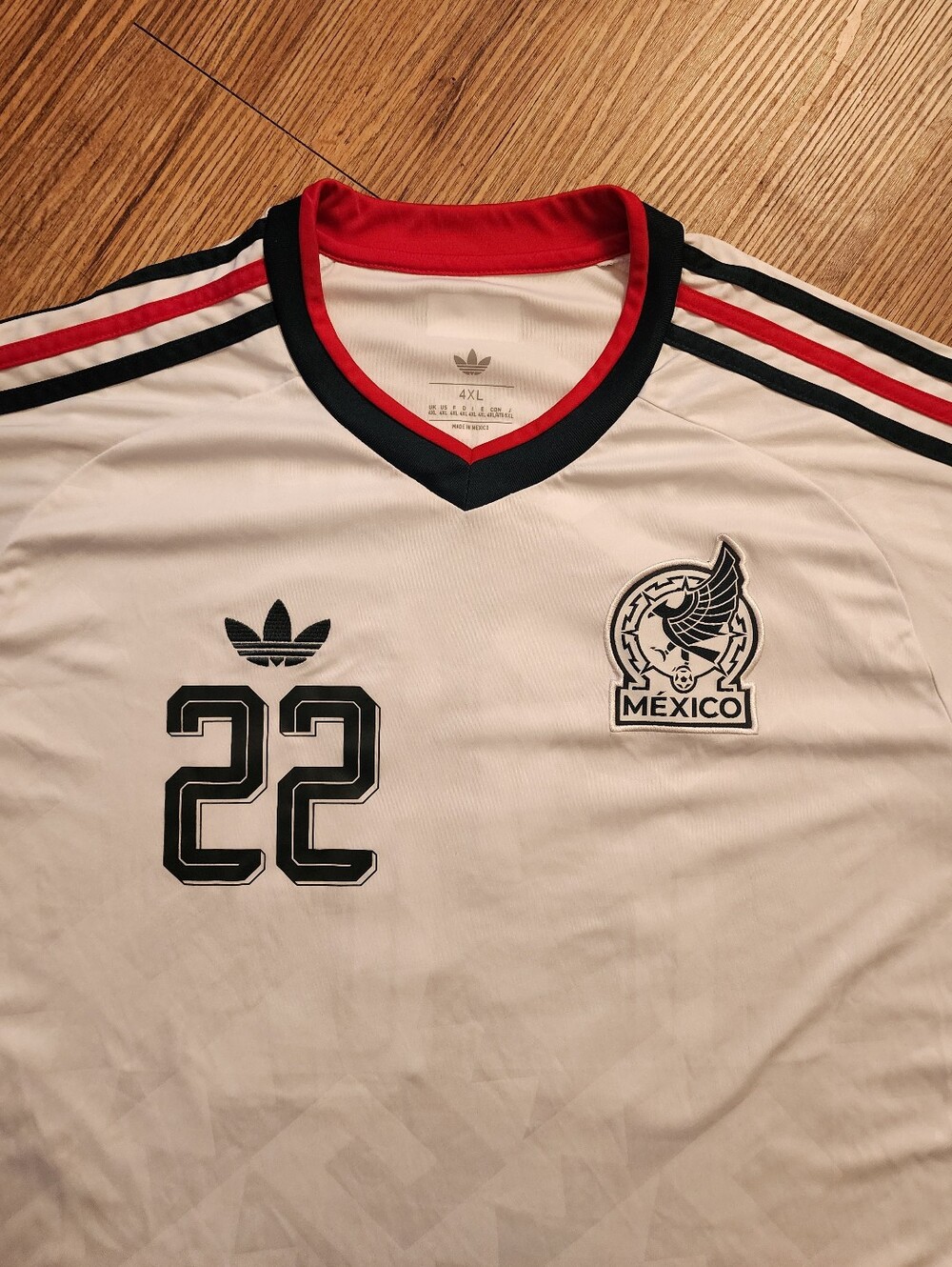 Soze. 4X Adidas Mexico White Kids Soccer Jersey #22xMetxico 2026 - Picture 5 of 8